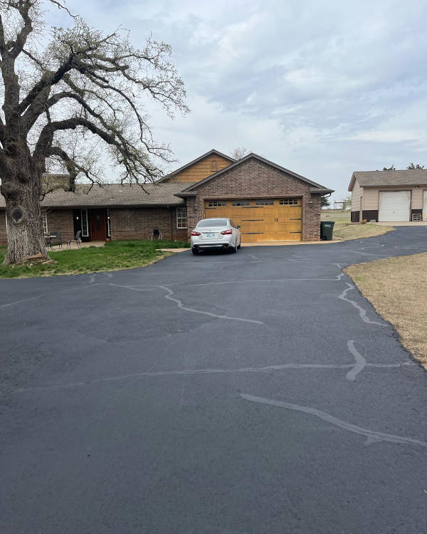 driveway sealcoated